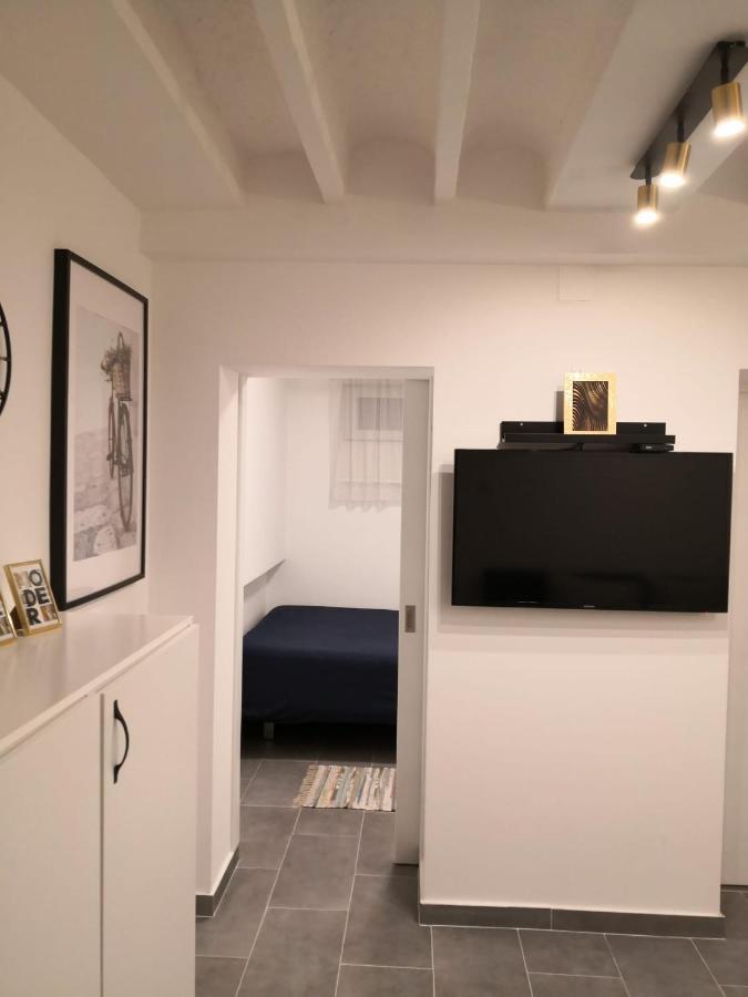 Bibi Zahumska Apartman ベオグラード エクステリア 写真